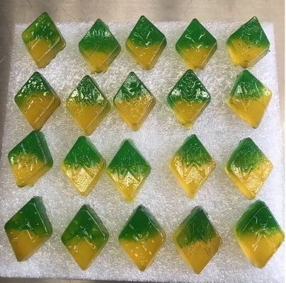 Industria de pequeñas y medianas dimensiones semiautomáticas máquinas de depósito de caramelos para osos de caramelo blandos