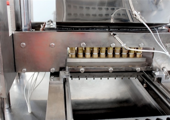 Industria de pequeñas y medianas dimensiones semiautomáticas máquinas de depósito de caramelos para osos de caramelo blandos