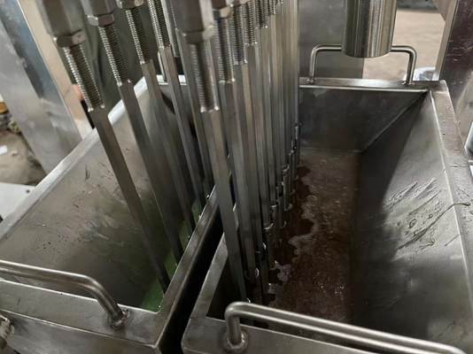 Función de la maquinaria Anillos de depósito Máquina de fabricación de gomas para la producción de caramelos de jalea