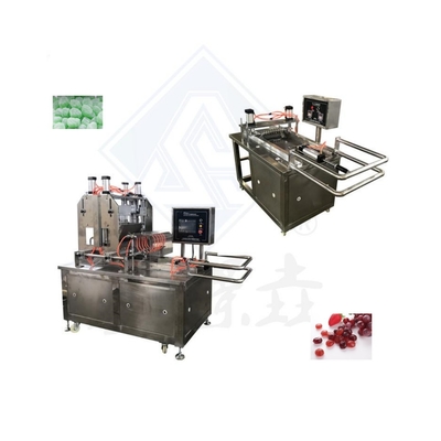 Función de la maquinaria de depósito de caramelo de goma máquina de fabricación de caramelos 500 kg para anillos de manzana caramelo